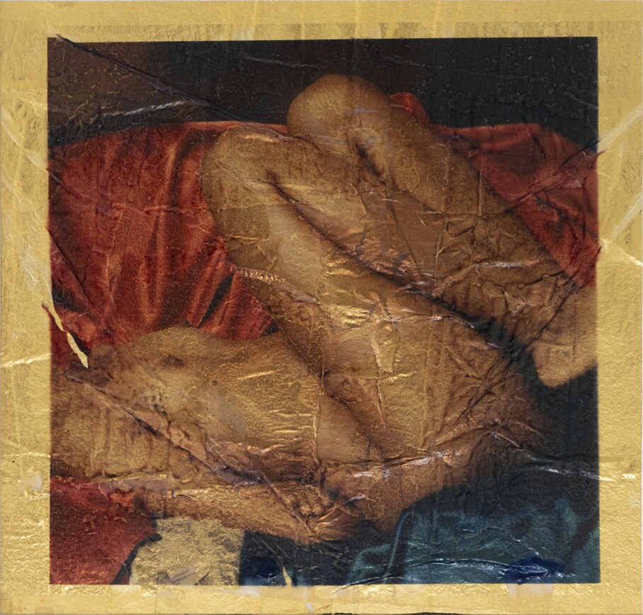 Gold, original photographic work by Ali Capa